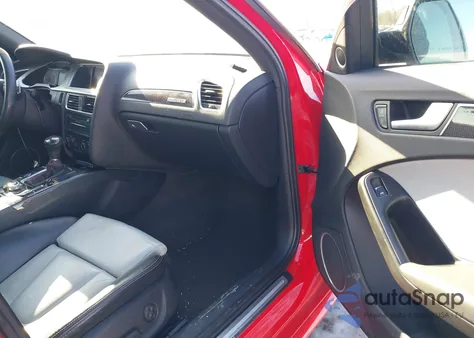 2011 Audi S4 3.0 Premium Plus z USA, uszkodzony, nr VIN WAUKGAFL6BA108290